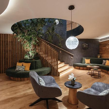 Garni La Dorada Aparthotel Colfosco Ngoại thất bức ảnh