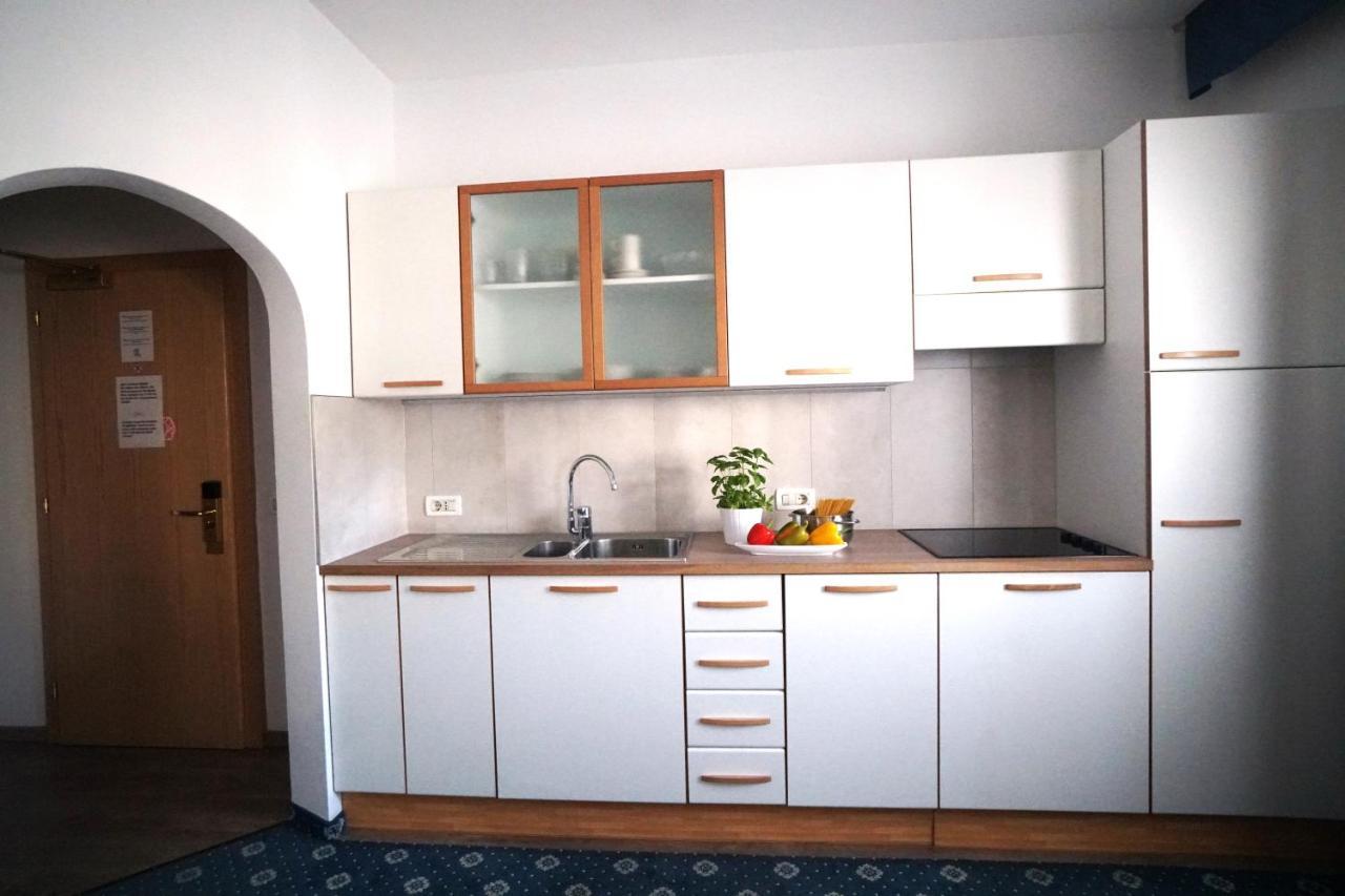 Garni La Dorada Aparthotel Colfosco Ngoại thất bức ảnh